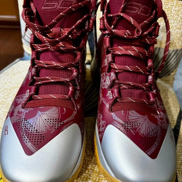 Under Armour Curry 2 Retro Basketball Shoes (Domaine Red Silver Gum) Men 11.5 - Picture 10 of 16